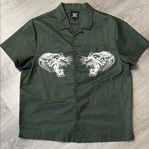 Ed Hardy Short Sleeve button down. Size XL